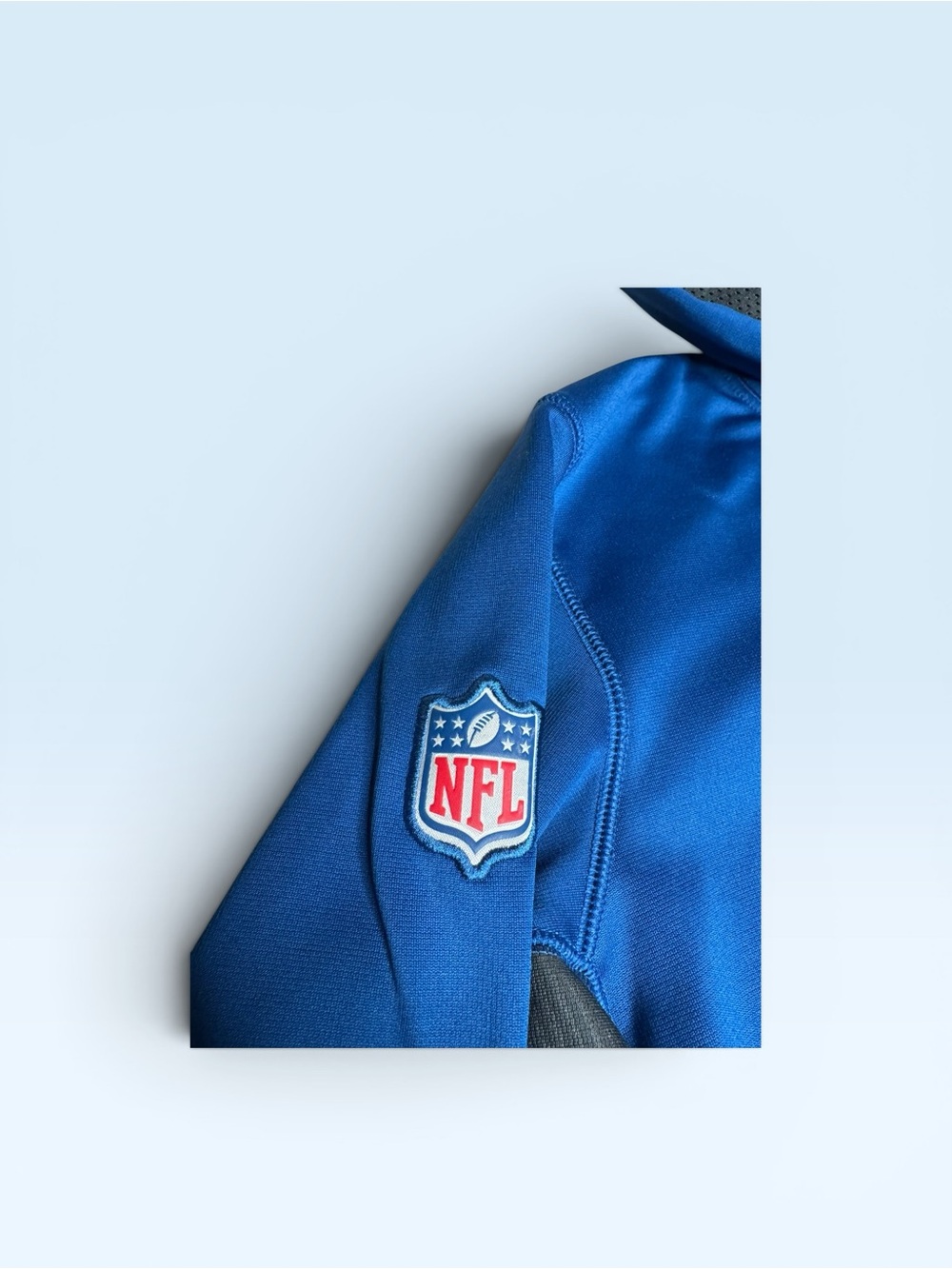 Nike NFL Indianapolis Colts Therma-FIT On-Field Hoodie - Picture 5 of 7